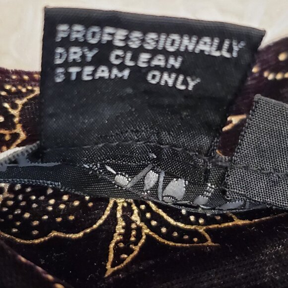 MORGAN TAYLOR EVENING Black & Gold Long Sleeve Jacket, 16W - Picture 8 of 9